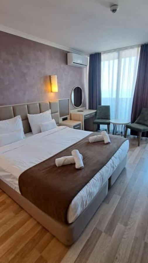 Orbi City Batumi Aparthotel Экстерьер фото